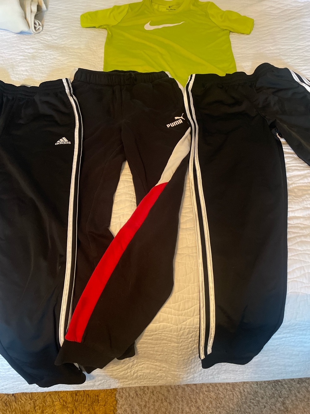 Neon green Nike shirt +3 active pants
